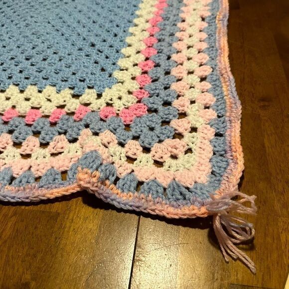 Vintage Handmade Baby Afghan Blanket Blue And Pink Square 30”x30” - Picture 2 of 7
